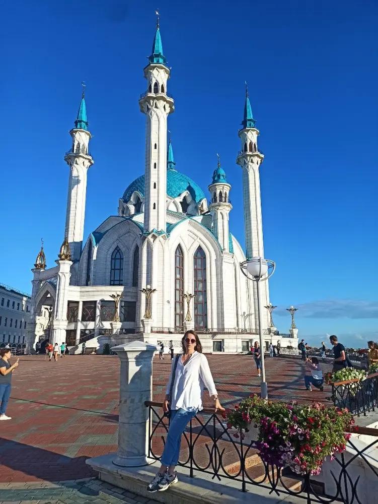 Анна Жукова